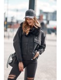 Kurze, lockere Damenjacke mit Fell, schwarz 8621 – Online-Shop – Boutique